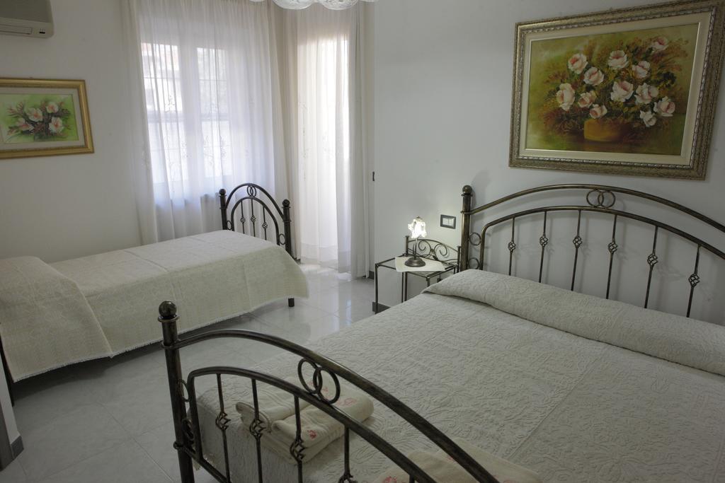 B&B Terre Del Sinis Càbras 客房 照片